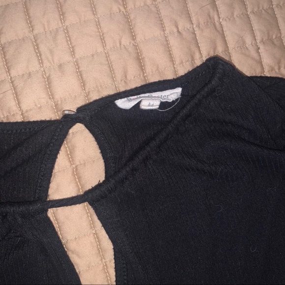 Black short sleeve bodysuit - Picture 4 of 4